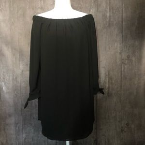Express Off The Shoulder 3/4 Sleeve Black Tunic